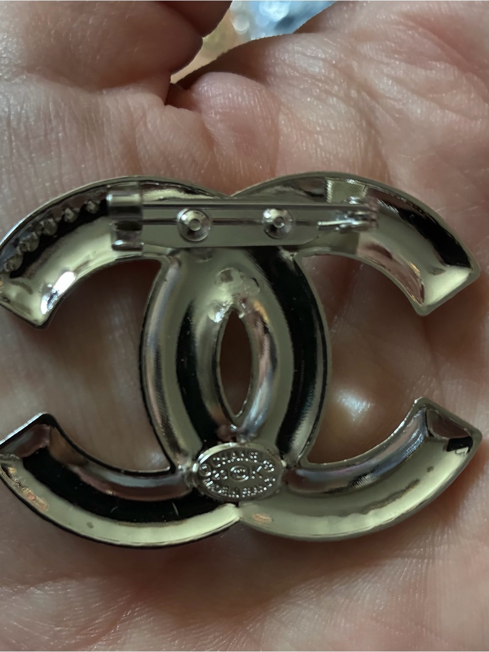 Black Crystal Logo Brooch - Picture 2 of 2